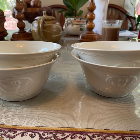 Belleek Coffee Mugs and Bowls - Picture 4 of 7